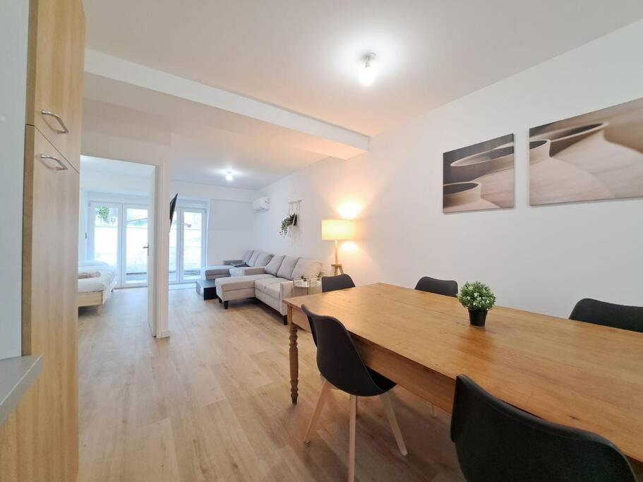 Mascate - Appartement Climatise En Hypercentre Remeš Exteriér fotografie