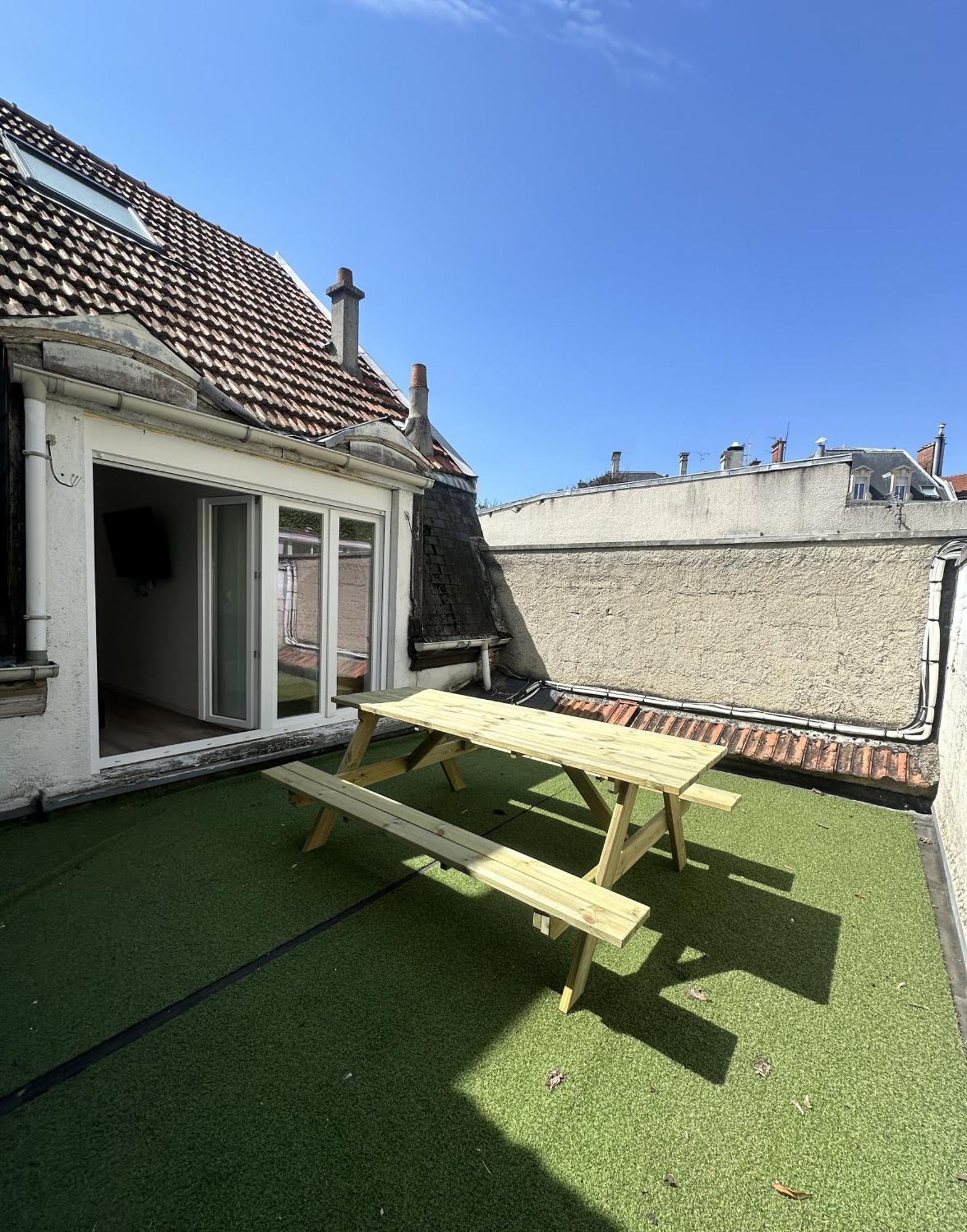 Mascate - Appartement Climatise En Hypercentre Remeš Exteriér fotografie